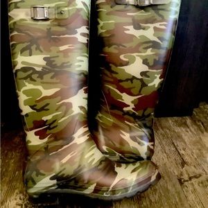 Rain*Sporting Events*Motorcycle Riding* Camo Styling Boots*❤️ but I need midcalf